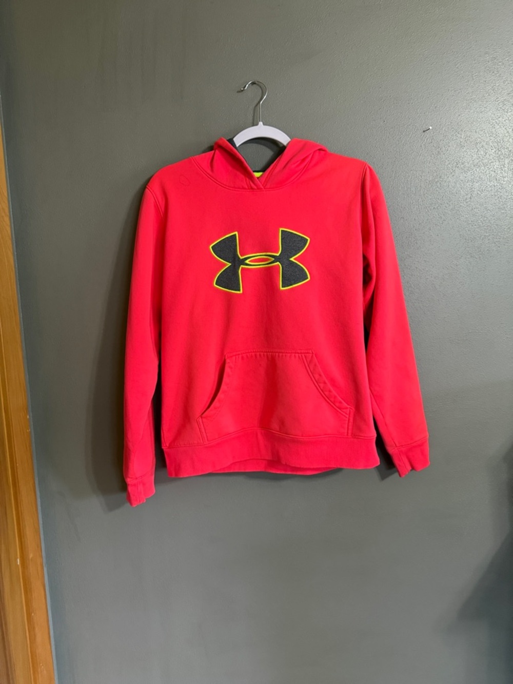 Under Armour Hot Pink Pullover Hoodie with Dark Interior